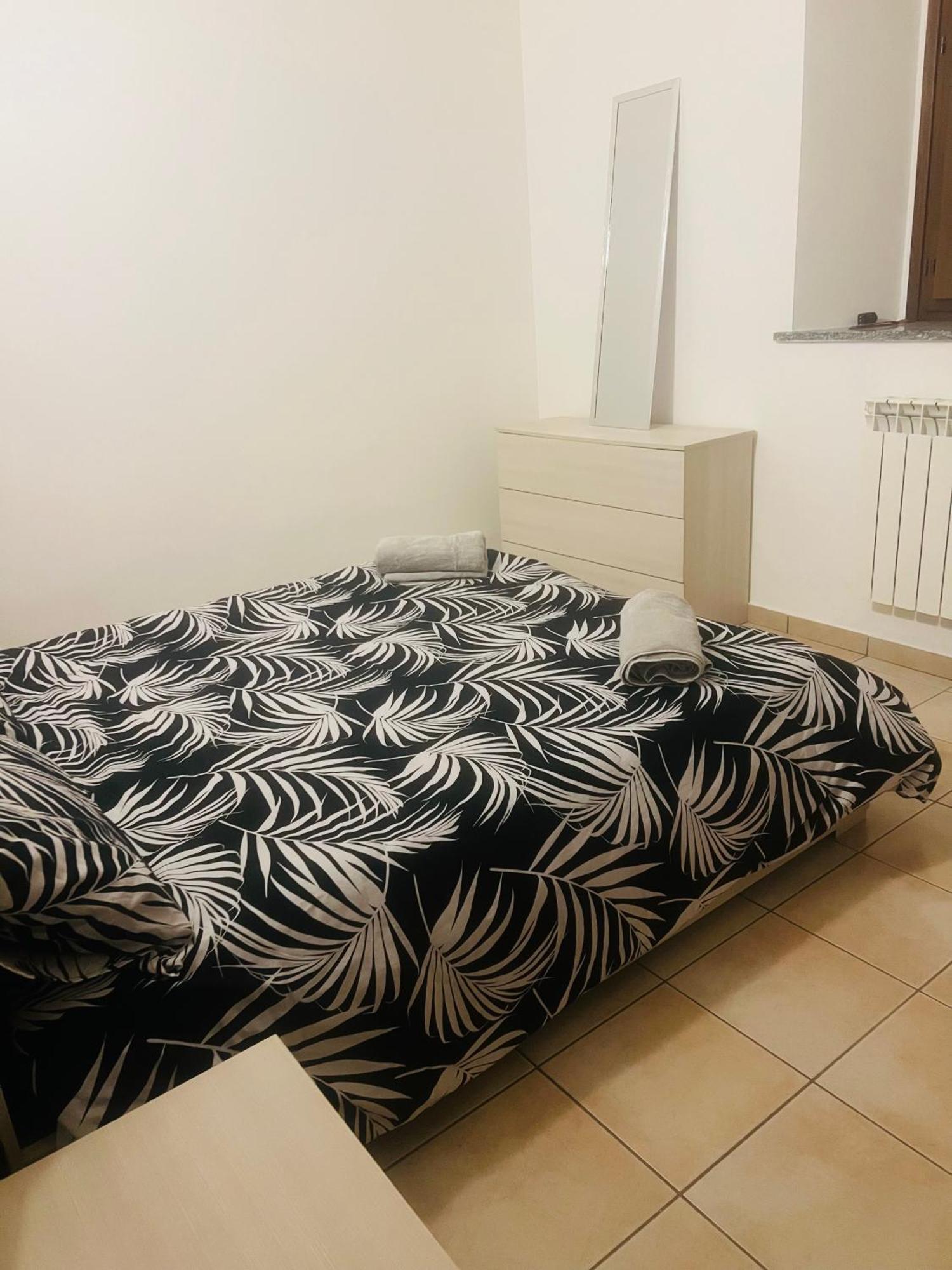 Apartamento Via Brescia Cremona Exterior foto