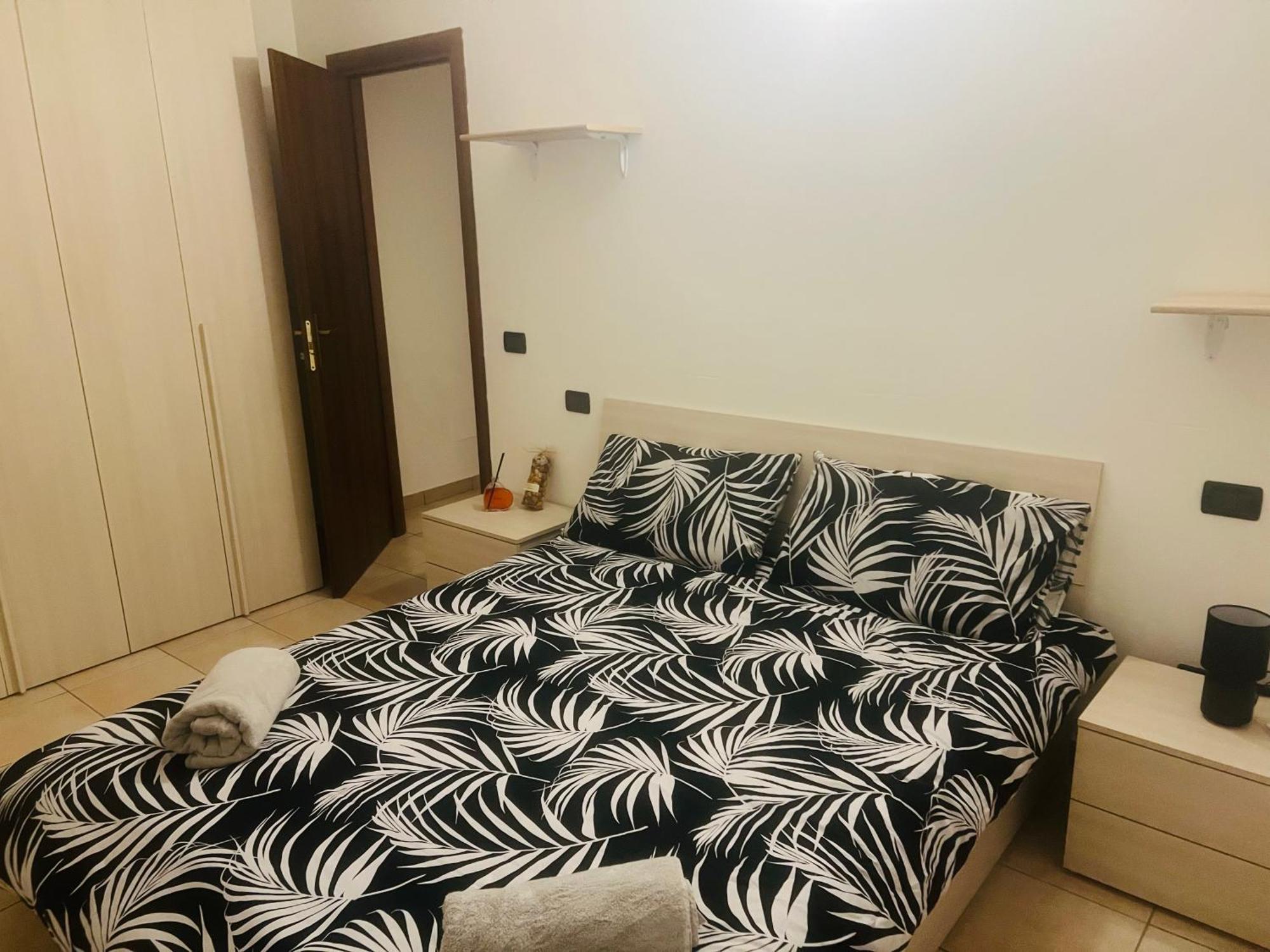 Apartamento Via Brescia Cremona Exterior foto